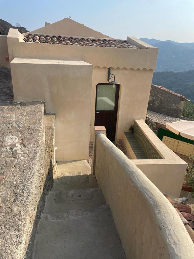 La Casina Di Venere Otel Savoca Dış mekan fotoğraf